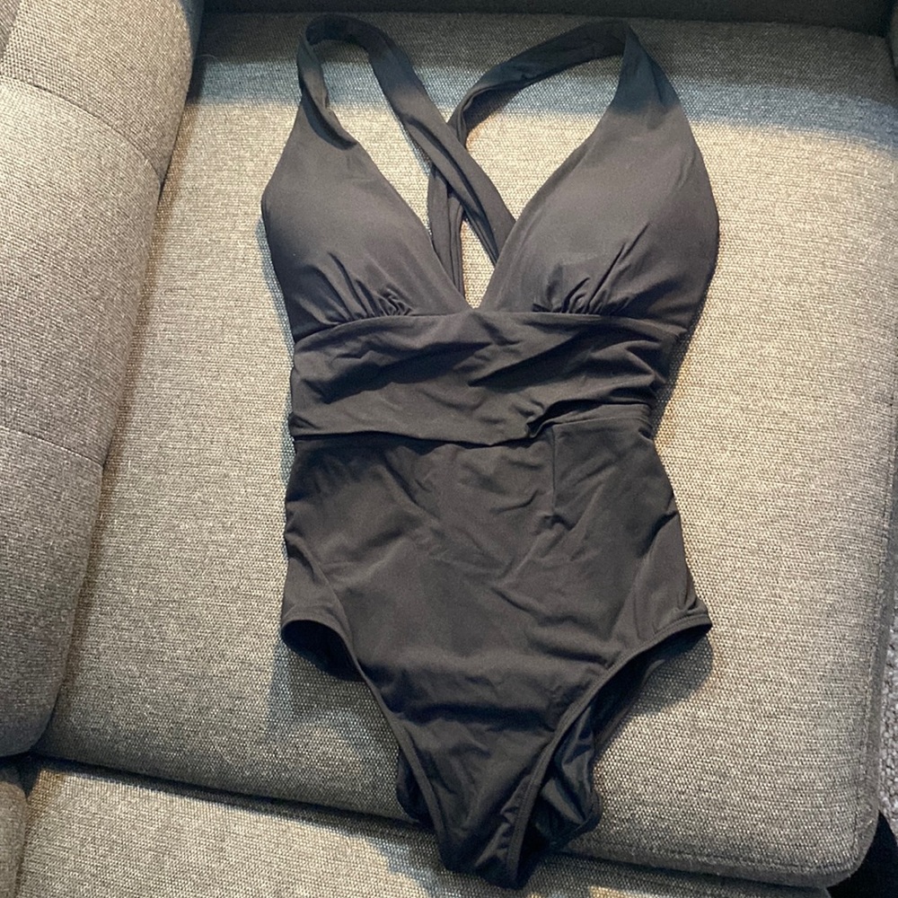 Black swimsuit CALIA by Carrie